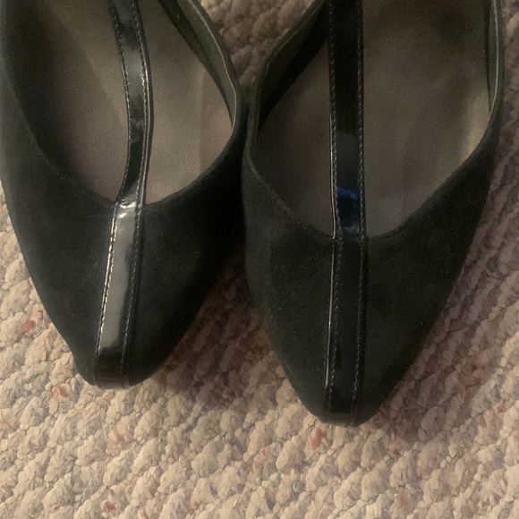 Black JLo heels - Picture 3 of 3